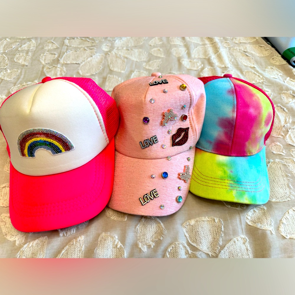 Lot of 3 Hats